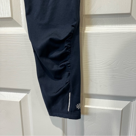 Athleta Size Large Electric Placid 2 in 1 Tight Skirt Navy Blue Fleece Lined - Picture 9 of 11